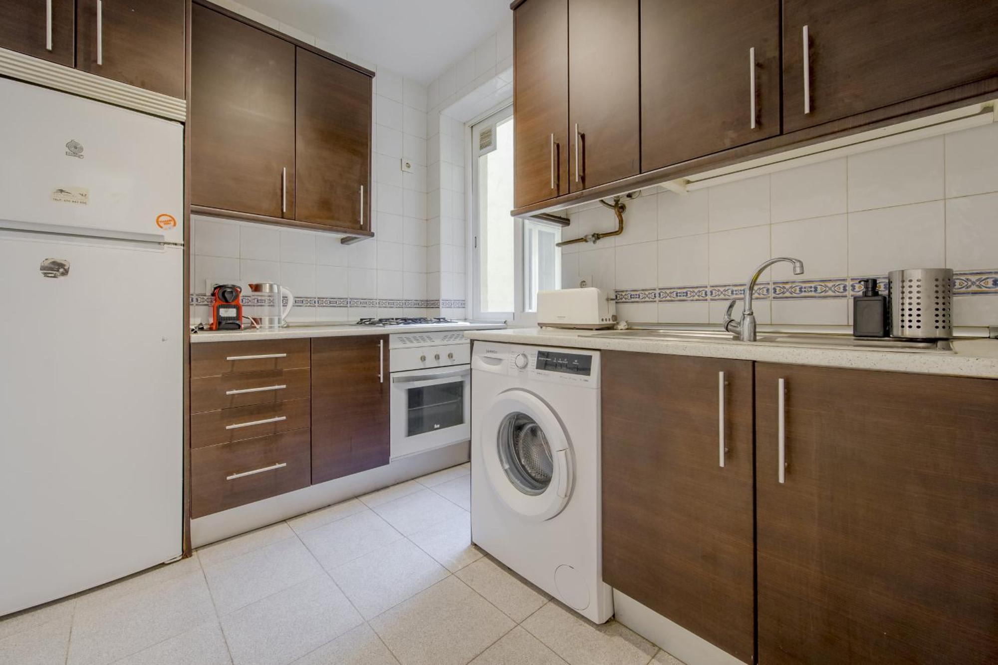 Classic Apt 7Pax En La Latina-Centro De Мадрид Экстерьер фото